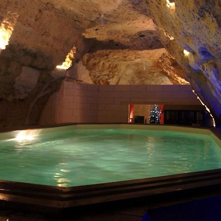 Chambres D'Hotes Troglodytes Le Clos De L'Hermitage Амбоаз Екстериор снимка