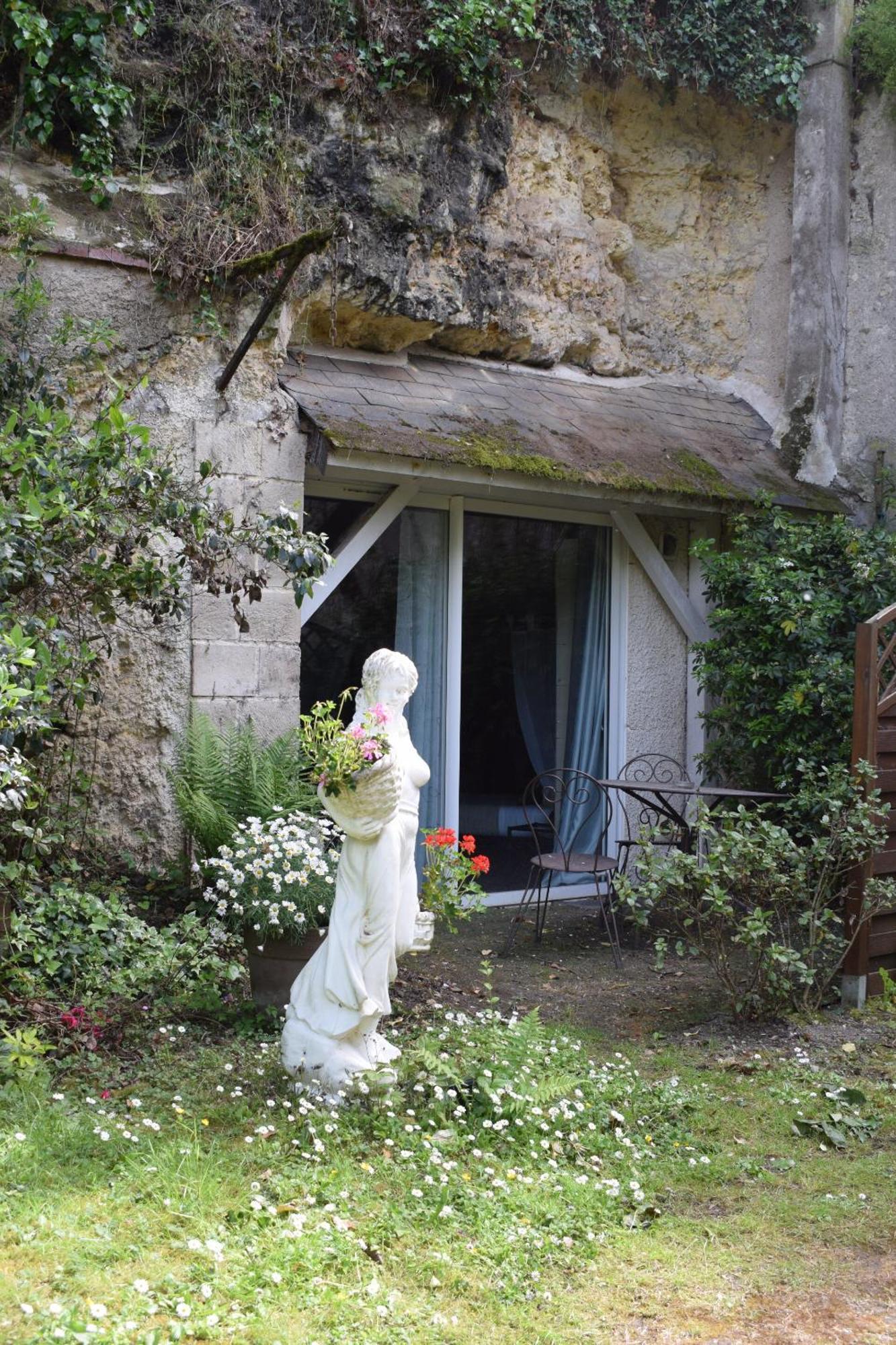 Chambres D'Hotes Troglodytes Le Clos De L'Hermitage Амбоаз Стая снимка