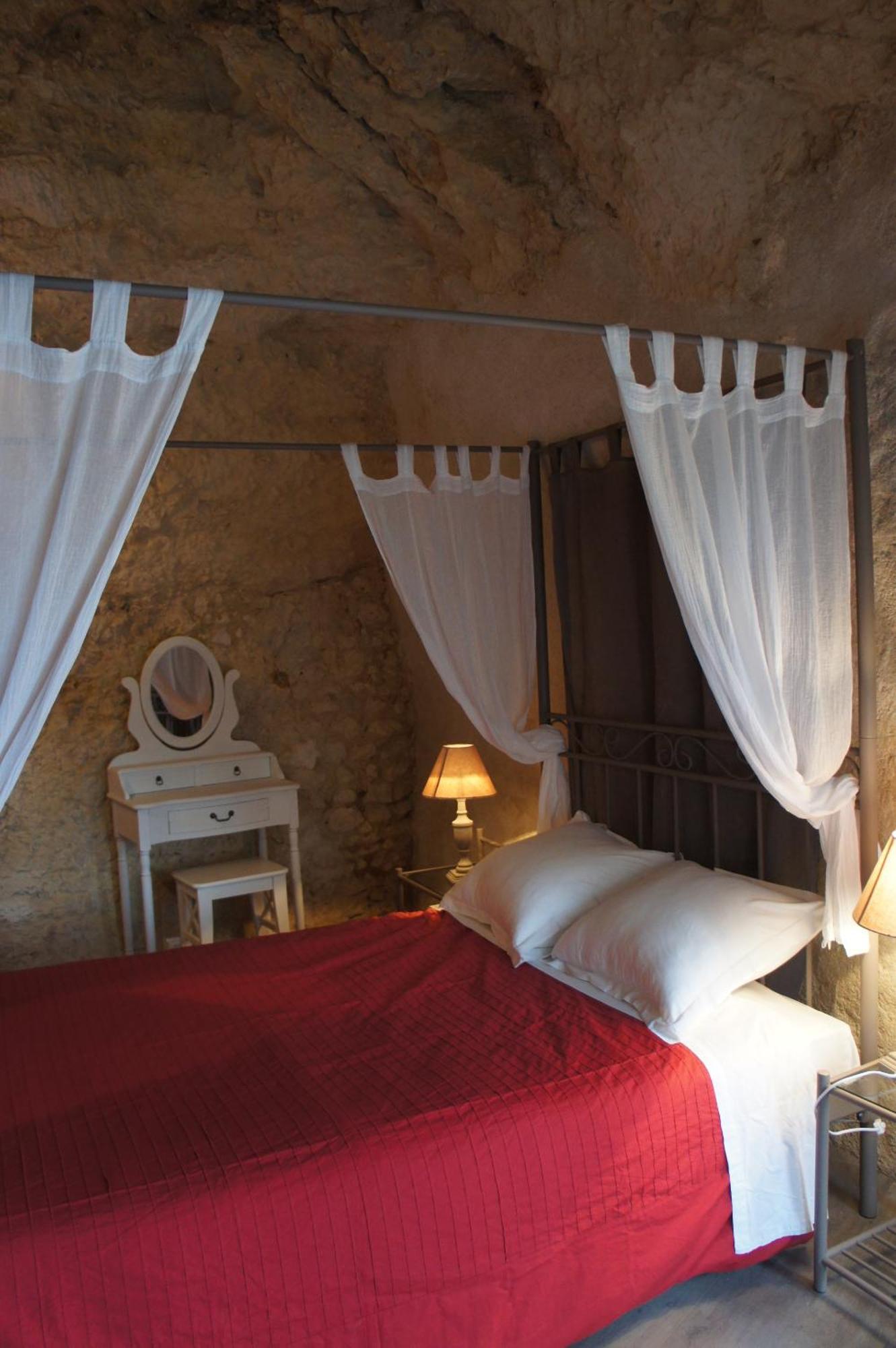 Chambres D'Hotes Troglodytes Le Clos De L'Hermitage Амбоаз Стая снимка